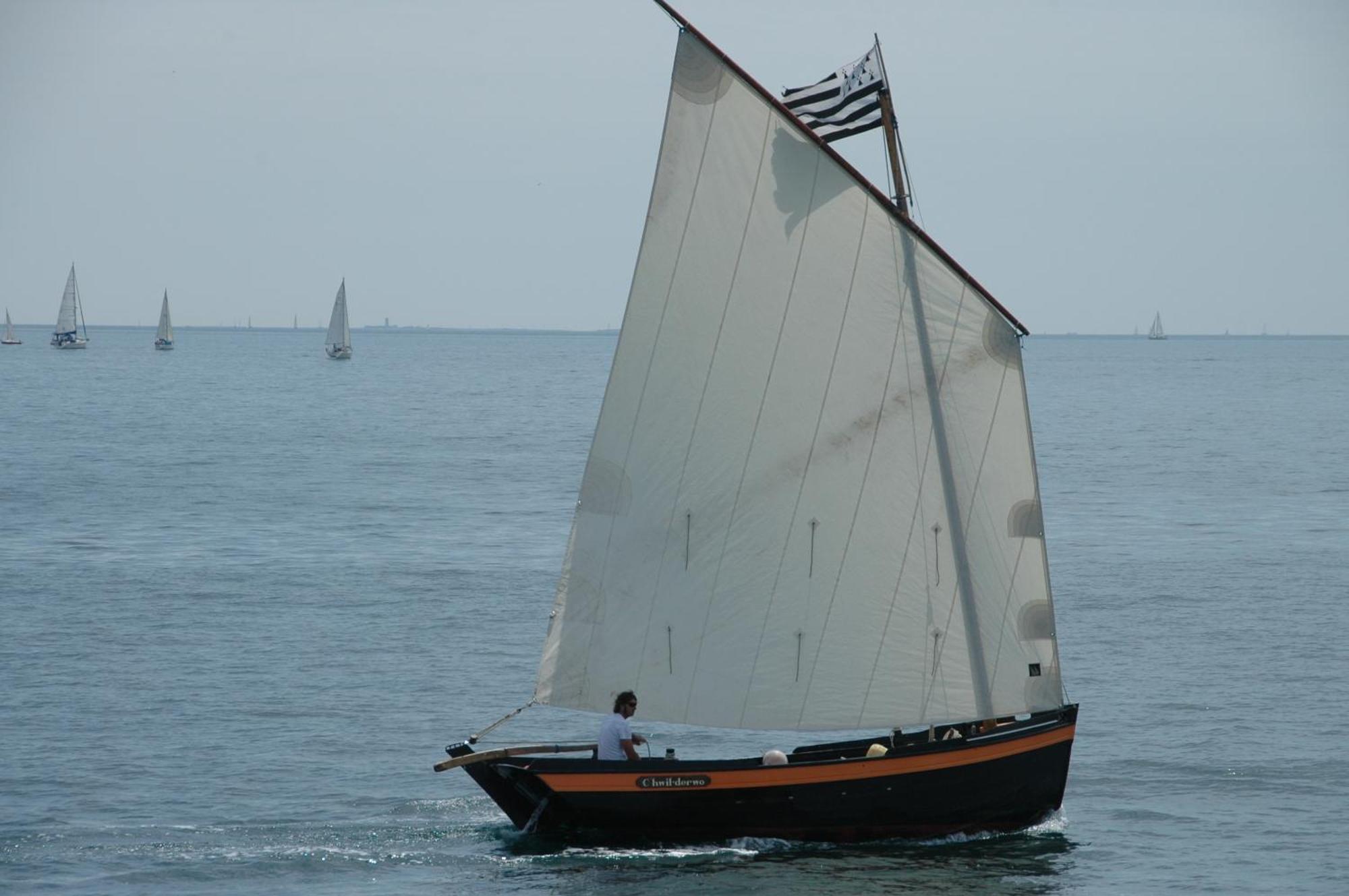 Votre Vue, La Mer, Les Bateaux !!! Wir Sprechen Flieben Deutsch, Touristentipps, We Speak English コンカルノー エクステリア 写真